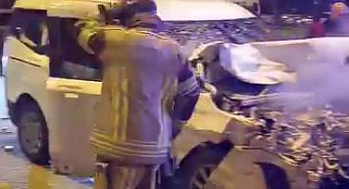 Diyarbakır'da zincirleme kaza: 3 yaralı