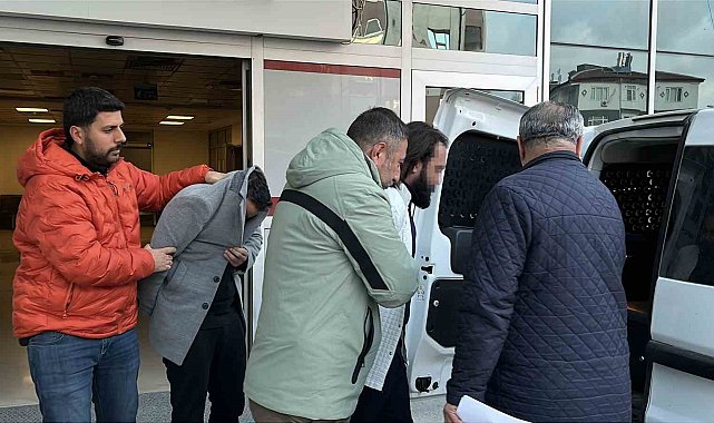 Dükkan sahibini bıçaklayan kiracı ve arkadaşı adliyeye sevk edildi