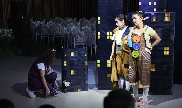 Dünyadaki Son Çiçek oyunu, miniklerden büyük beğeni topladı