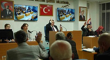 Düzce Belediye Meclisi 2025'in son toplantısını yaptı