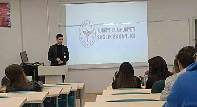 Düzce'de bebek, çocuk ve genç akademisi eğitim yapıldı