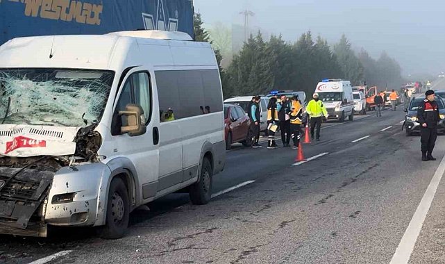 Edirne'de 10 araçlı zincirleme kaza: 5 yaralı