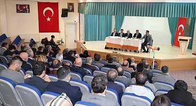 Edremit'te 1. dönem sonu değerlendirme toplantısı gerçekleştirildi