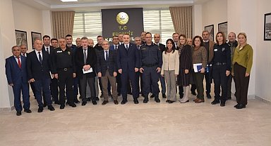 Edremit'te İlçe İdare Şube Başkanları toplantısı gerçekleştirildi