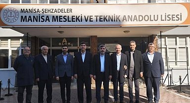 Eğitimcilerin sesi Şehzadeler'de yükseldi