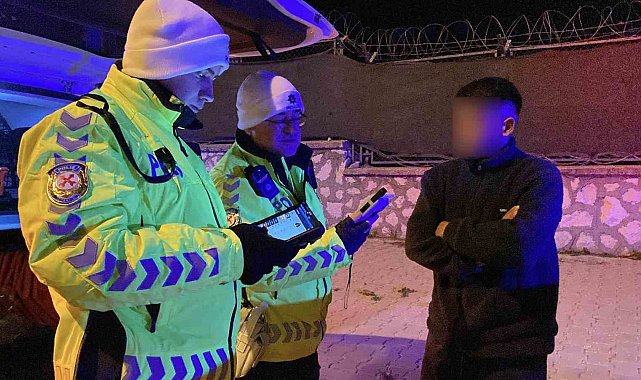 Ehliyetini 2 yıl önce aldığını söyledi, aday sürücü olduğu tespit edilince ehliyeti iptal edildi