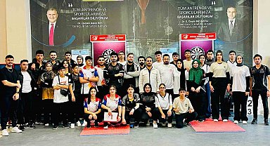 Elazığ dartta Türkiye 3'üncüsü oldu