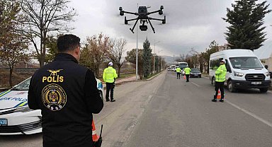 Elazığ'da kurallara uymayan sürücüler, dronla tespit edildi