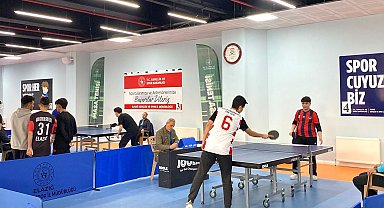 Elazığ'da okul sporları masa tenisi müsabakaları yapıldı