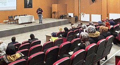 Emet ve Hisarcık'ta uyuşturucu ve uyarıcı madde kullanımının engellenmesine yönelik eğitim