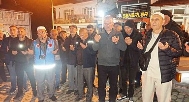 Emet ve Hisarcık'tan 33 kişilik umre kafilesi dualarla uğurlandı