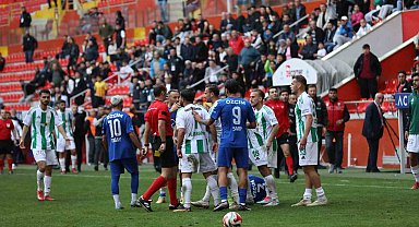 Erciyes 38 FK'ya 15 maçta 1 kırmızı 42 sarı kart