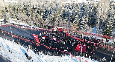 ERÜ 17 Aralık Şehitlerini andı