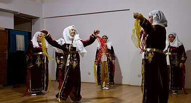 Erzincan'da engelsiz kızlar Dünya Engelliler Günü'nde sahne aldı