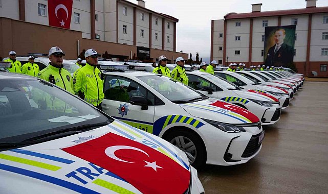 Erzincan'da güvenlik güçlerine 122 yeni araç teslim edildi