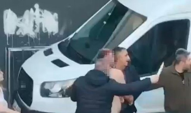 Esenyurt'ta park yeri kavgasında bıçaklar konuştu; o anlar kamerada