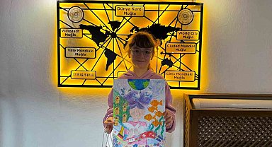 Eseriyle 19 ülke arasından seçildi, barışın renkleri Muğla'dan yükseldi