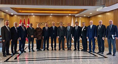 Eskişehir heyetinden Bakan Uraloğlu'na ziyaret