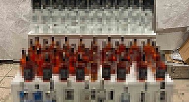 Eskişehir'de 128 şişe kaçak alkol ele geçirildi