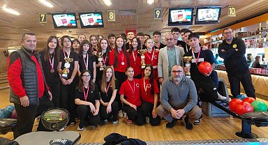 Eskişehir'de 'Okul Sporları Bowling Müsabakaları' tamamlandı