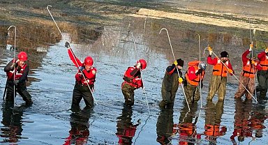 Eskişehir'de 4 gündür kayıp öğretmen için suda arama çalışmaları başlatıldı