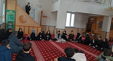 Eskişehir'de ÇEDES projesi kapsamında öğrenciler manevi değerlerle buluştu