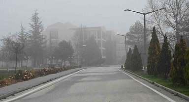 Eskişehir'in yüksek kesimlerinde sis etkili oldu