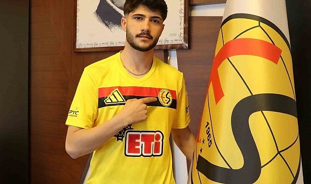 Eskişehirspor'dan orta sahaya takviye