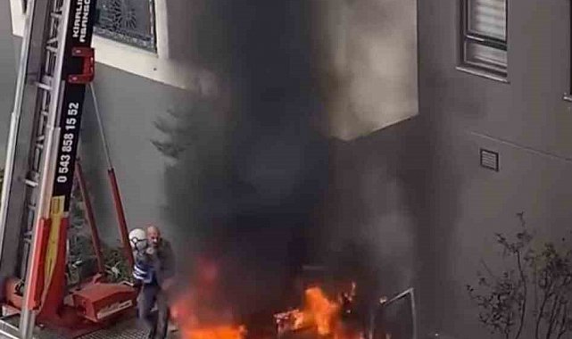 Ev taşıma kabusa döndü... Vinç alev aldı, vatandaşlar damacanayla söndürmeye çalıştı