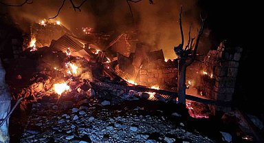 Ev yandı, alzheimer hastası yaşlı kadın aranıyor