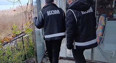 Evini alkol imalathanesine çevirmiş