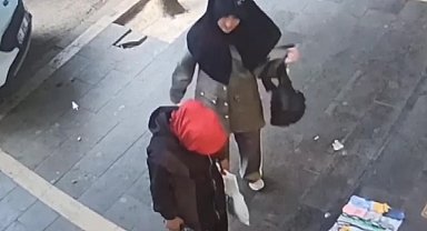 Evleri soyan 2 kadın yakalandı: 700 bin TL'lik vurgun yapmışlar