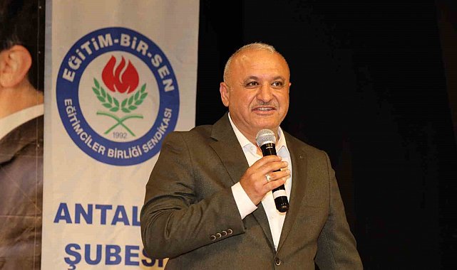 Eyüp Bülent Miran: "Emperyalist güçler, insan hakları kavramını büyük bir yalana dönüştürdüler"
