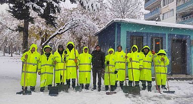 Eyyübiye Belediyesi ekiplerinden kar mesaisi