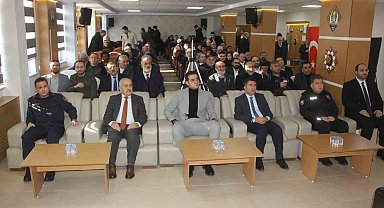 Ezanı güzel okumak için yarıştılar