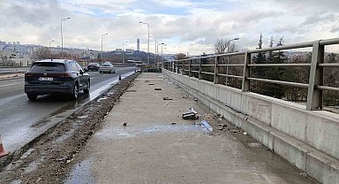 Fatih Köprüsü'ndeki açık inşaat alanı, ana arterdeki trafiği tehlikeye sokuyor
