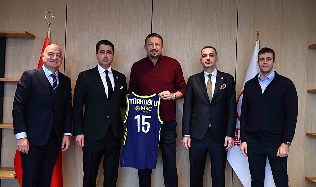 Fenerbahçe'den TBF Başkanı Hidayet Türkoğlu'na ziyaret