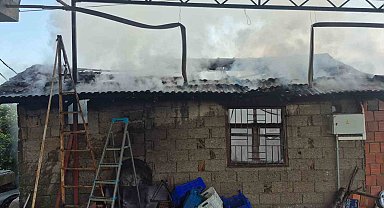 Fethiye'de ev yangınında yaralanan 92 yaşındaki kadın hayatını kaybetti