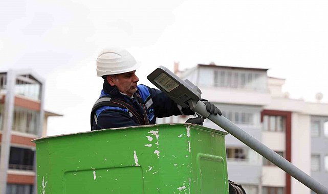 Fırat EDAŞ'tan şehir aydınlatmasına 13 milyon lirayı aşan yatırım