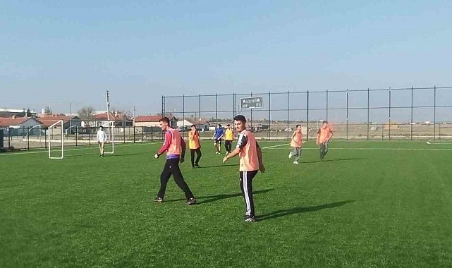 Futbol takımı seçmelerinde büyük coşku yaşandı