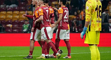 Galatasaray kupada Başakşehir'i ilk kez yendi