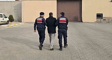 Gaziantep'te aranan 3 şahsı jandarma yakaladı