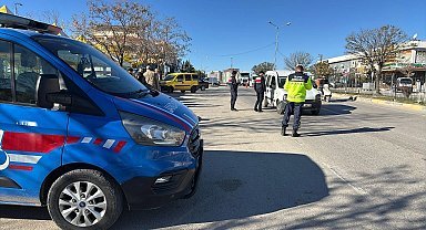 Gaziantep'te jandarmadan 'huzurlu okul önleri-huzurlu sokaklar' uygulaması
