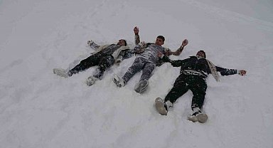 Gaziantep'te kar sevinci