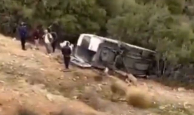 Gaziantep'te tarım işçilerini taşıyan minibüs şarampole uçtu: 1 ölü, 3 ağır yaralı