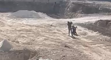 Gaziantep'te tepki çeken görüntü: Çocuk işçiye inşaat alanında darp