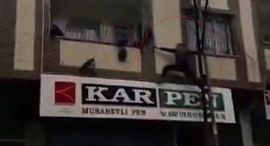 Gaziantep'te yürekleri ağza getiren an: Balkonda asılı kalan çocuğu kurtardı
