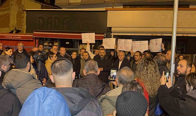 Gebze'de yıkılan binanın çevresindeki vatandaşlar raporların sonucunu bekliyor