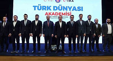 Genç Memur-Sen tarafından Türk Dünyası Akademisi Ödül Töreni gerçekleştirildi