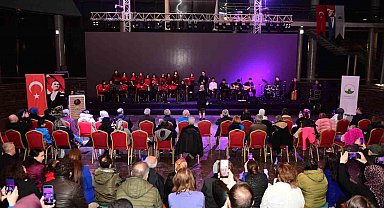 Genç müzisyenler, Bursalılara müzik ziyafeti sundu